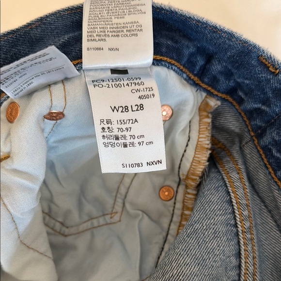 Levi’s 501® ORIGINAL SELVEDGE WOMEN'S JEANS size 28 x26L - Picture 5 of 10